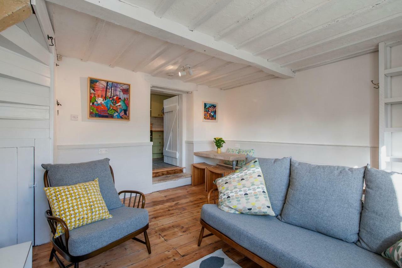 Charming Period Cottage Бат Екстериор снимка